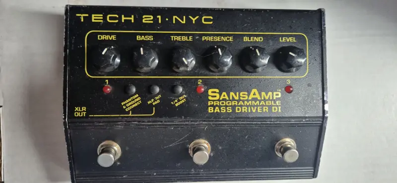 Pedal de efectos SansAmp Bass Driver DI Tech 21