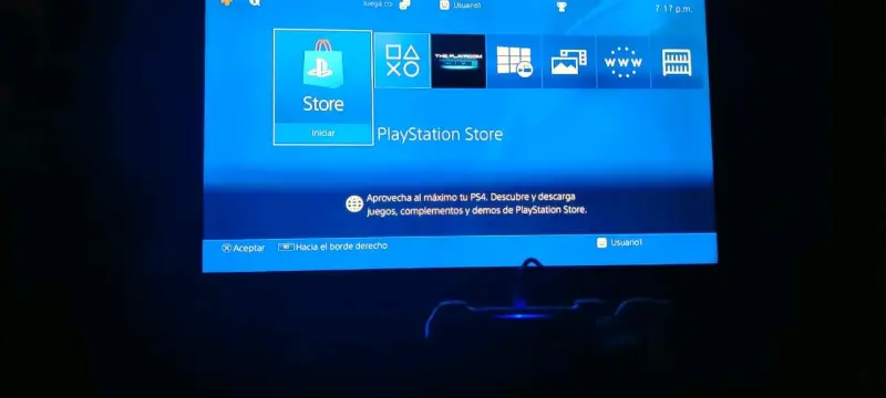 Consola PS4 con 4 juegos y 2 controles - 4