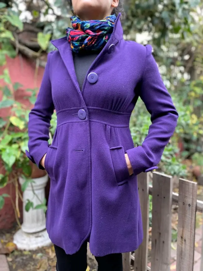 Abrigo morado de lana para mujer - 3