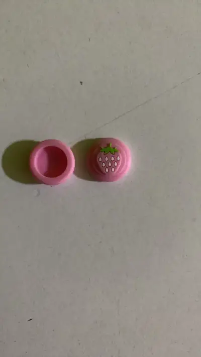 Tapas para joystick con diseño de fresa - miniatura 2