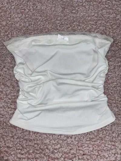Polera top tube blanco con encaje - miniatura 1