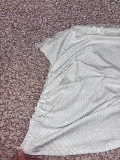 Polera top tube blanco con encaje - miniatura 2