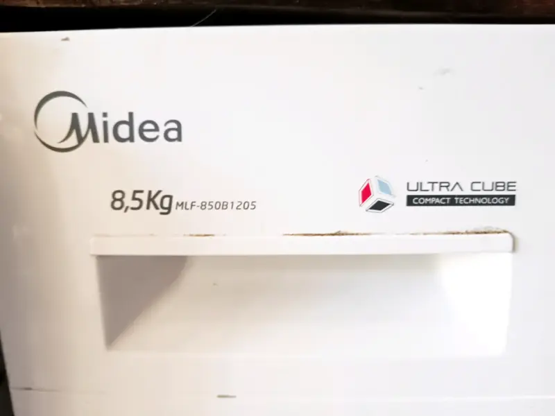 Lavadora Midea 8.5Kg Ultra Cube en buen estado - 3
