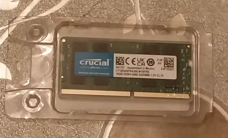 Memoria RAM Crucial 16GB DDR4 2666 SODIMM - 1