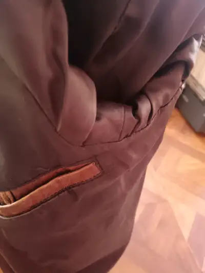 Abrigo de cuero marrón para hombre - miniatura 1