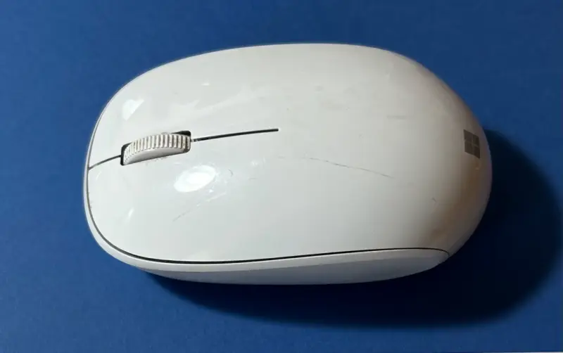 Teclado y Mouse Inalámbrico Microsoft Blanco