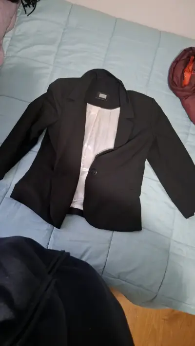 Blazer negro elegante para mujer talla 40 - miniatura 1