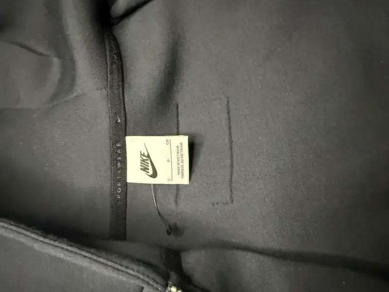 Polerón nike tech de mujer - 4