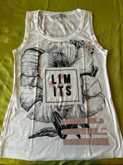 Polera sin mangas con diseño floral Limits - miniatura 1