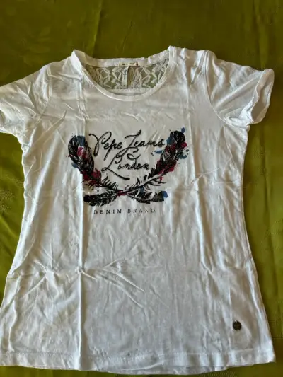 Polera Blanca Pepe Jeans con Diseño de Plumas - miniatura 1