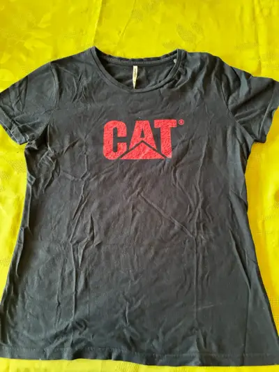 Polera Caterpillar CAT negra y gris para mujer - miniatura 2