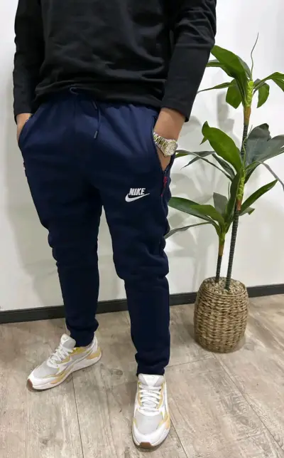 Pantalones Nike - miniatura 2