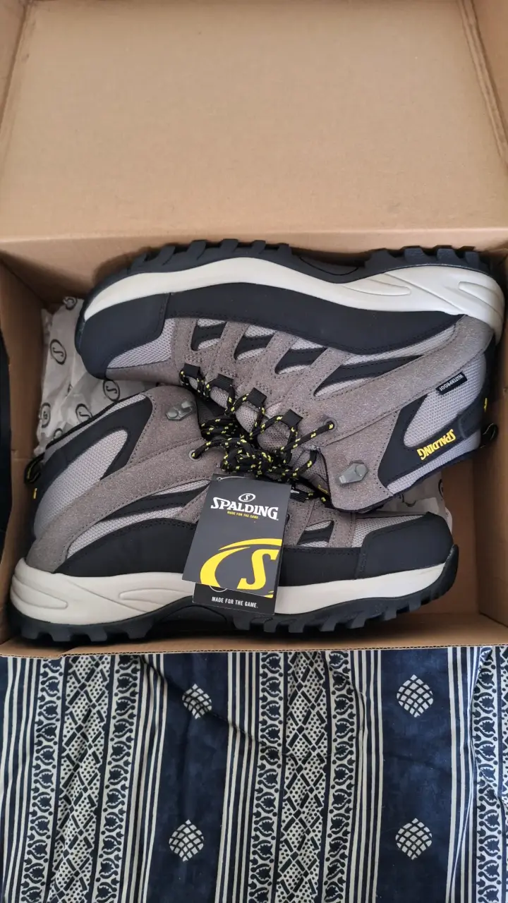 Botas de trekking Spalding impermeables - 1