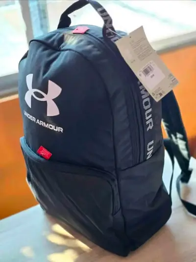 Mochila Under Armour negra con logo grande - miniatura 1