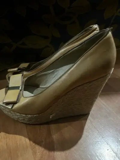 Zapatos de cuña dorados Michael Kors - miniatura 1
