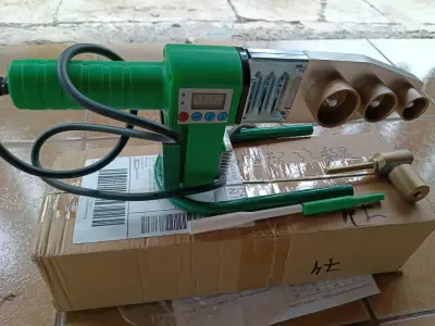 Máquina de soldadura de tubos plásticos verde - miniatura 1