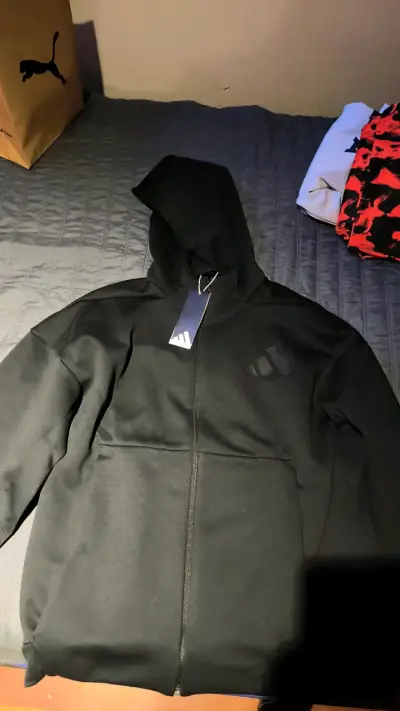Chaqueta deportiva Adidas Z.N.E- nueva y original - miniatura 2