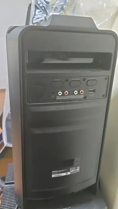 Parlante Samsung MX-T40 con sonido potente - miniatura 2