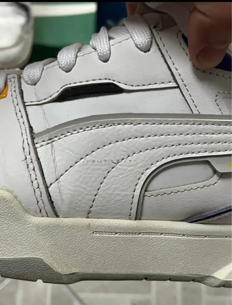 Zapatillas deportivas blancas Puma en buen estado - 4