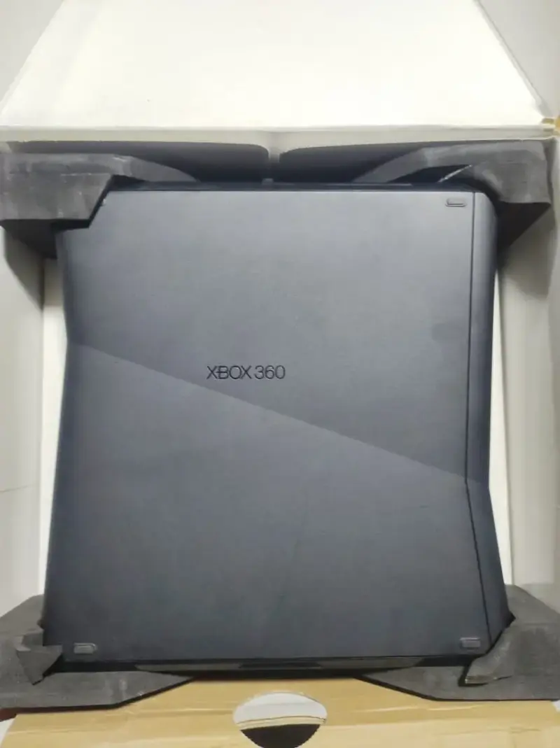 Consola Xbox 360 con Kinect nuevo con caja. - 3