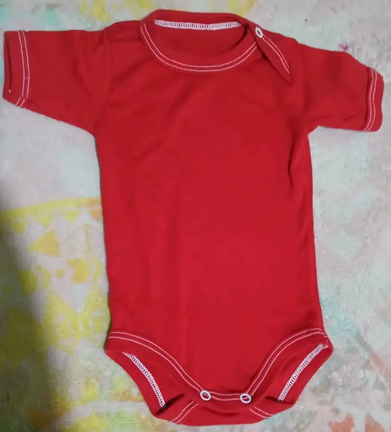 Conjunto de ropa para bebé rojo - 2