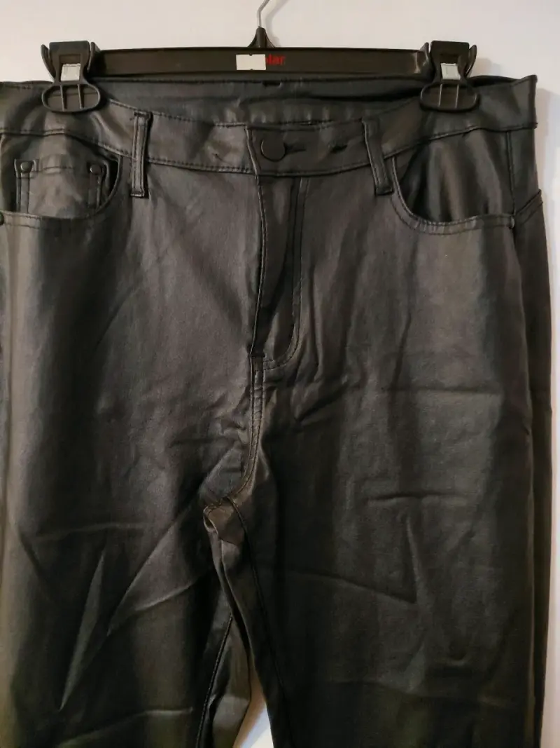 Pantalones acampanados negros Shein talla L - 2