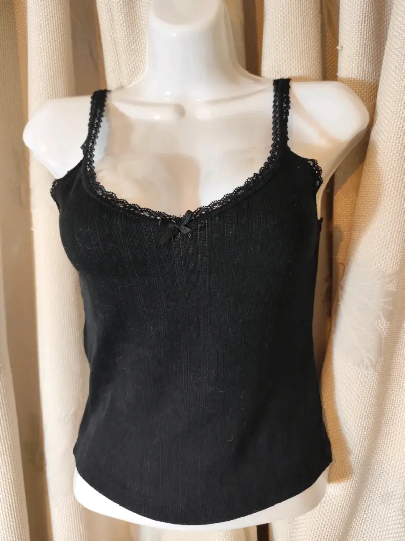 Conjunto de 4 tops negros para mujer - 3