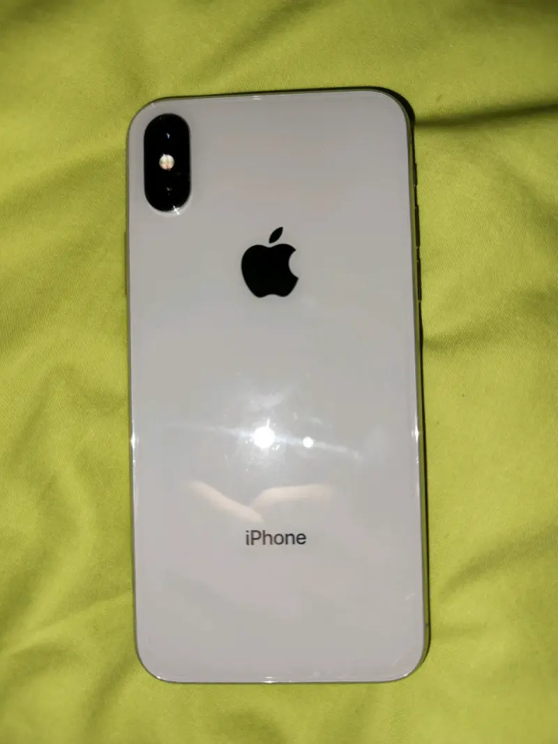 iPhone X - 1