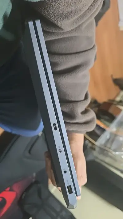 Laptop Gamer Lenovo LOQ 15.6" (Core i7, RTX 4060, - miniatura 6