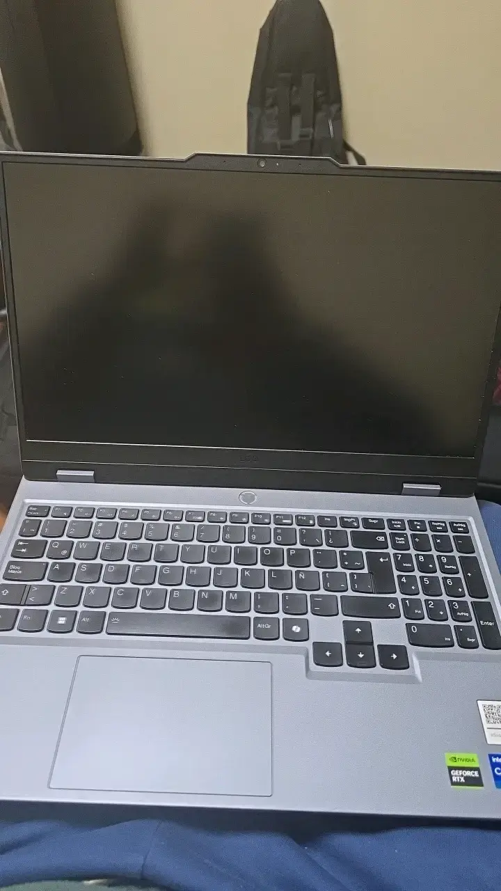 Laptop Gamer Lenovo LOQ 15.6" (Core i7, RTX 4060, - 2
