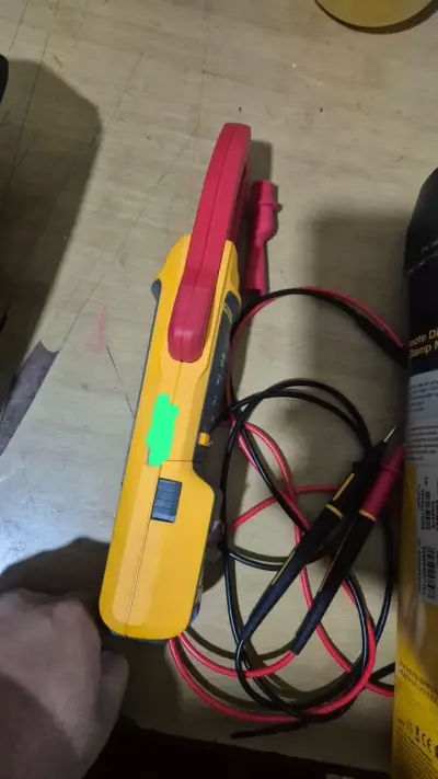 Multímetro de pinza Fluke 381 con pantalla remota - miniatura 5