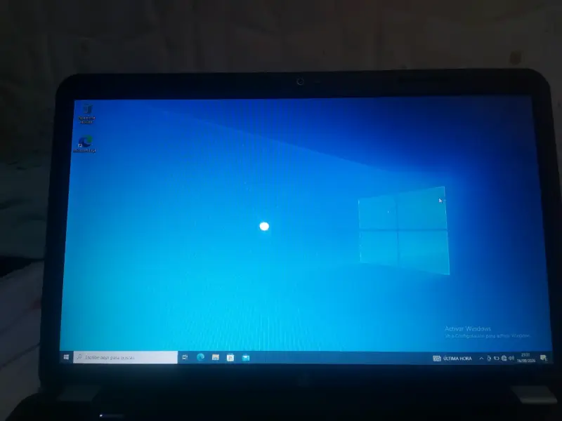 Laptop HP con cargador en buen estado - 5
