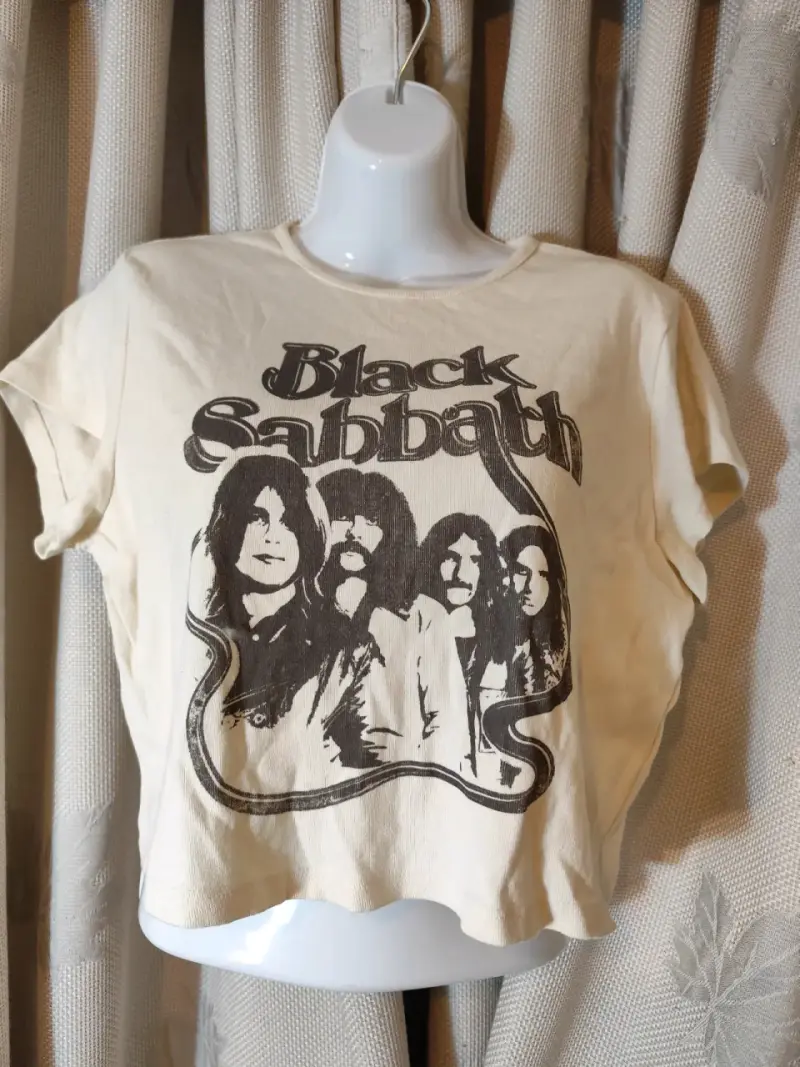Pack de poleras estampadas de bandas musicales - 2