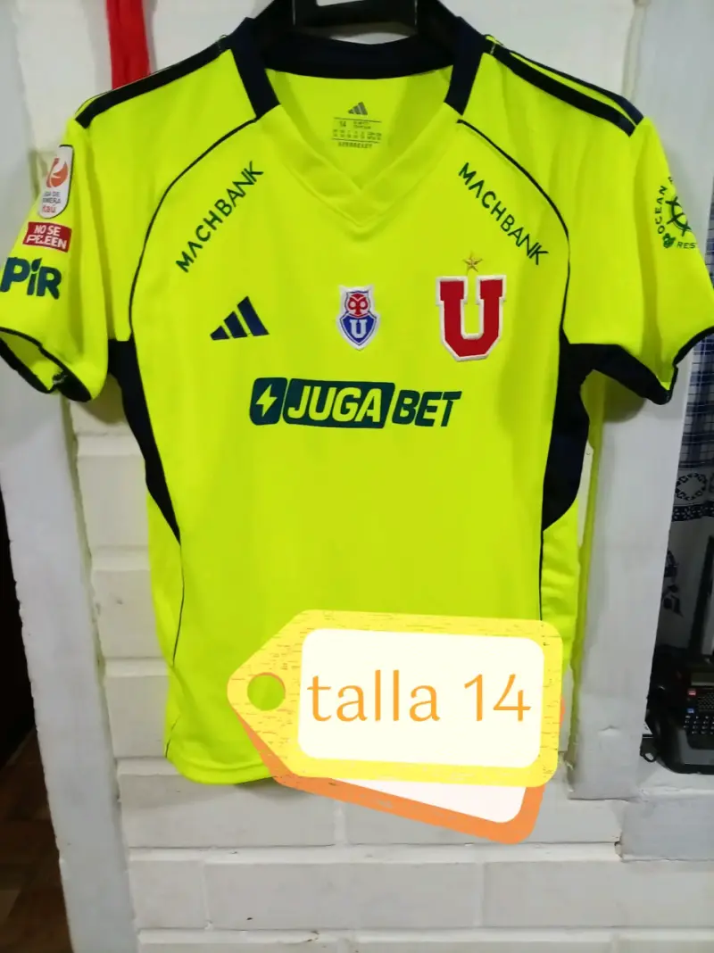 Chaqueta Universidad de Chile talla M - 5