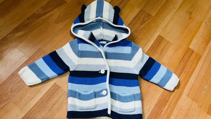 Conjunto de polerones con capucha para bebé - 2
