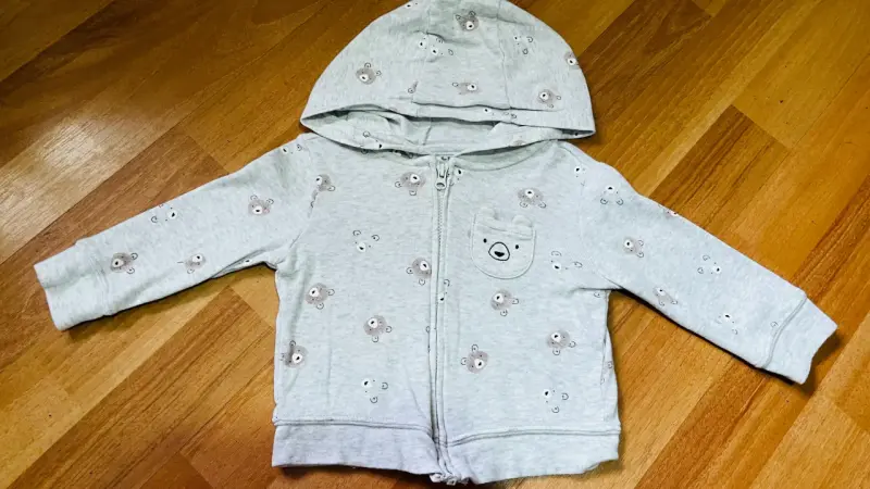 Conjunto de polerones con capucha para bebé - 4