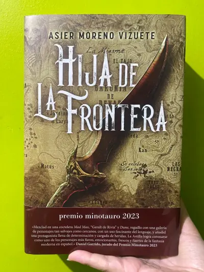Libro "Hija de la Frontera"- Asier Moreno Vizuert - miniatura 1