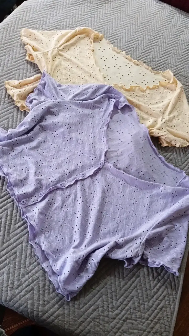 Blusas Shein Curve de Encaje en Dos Colores - 1