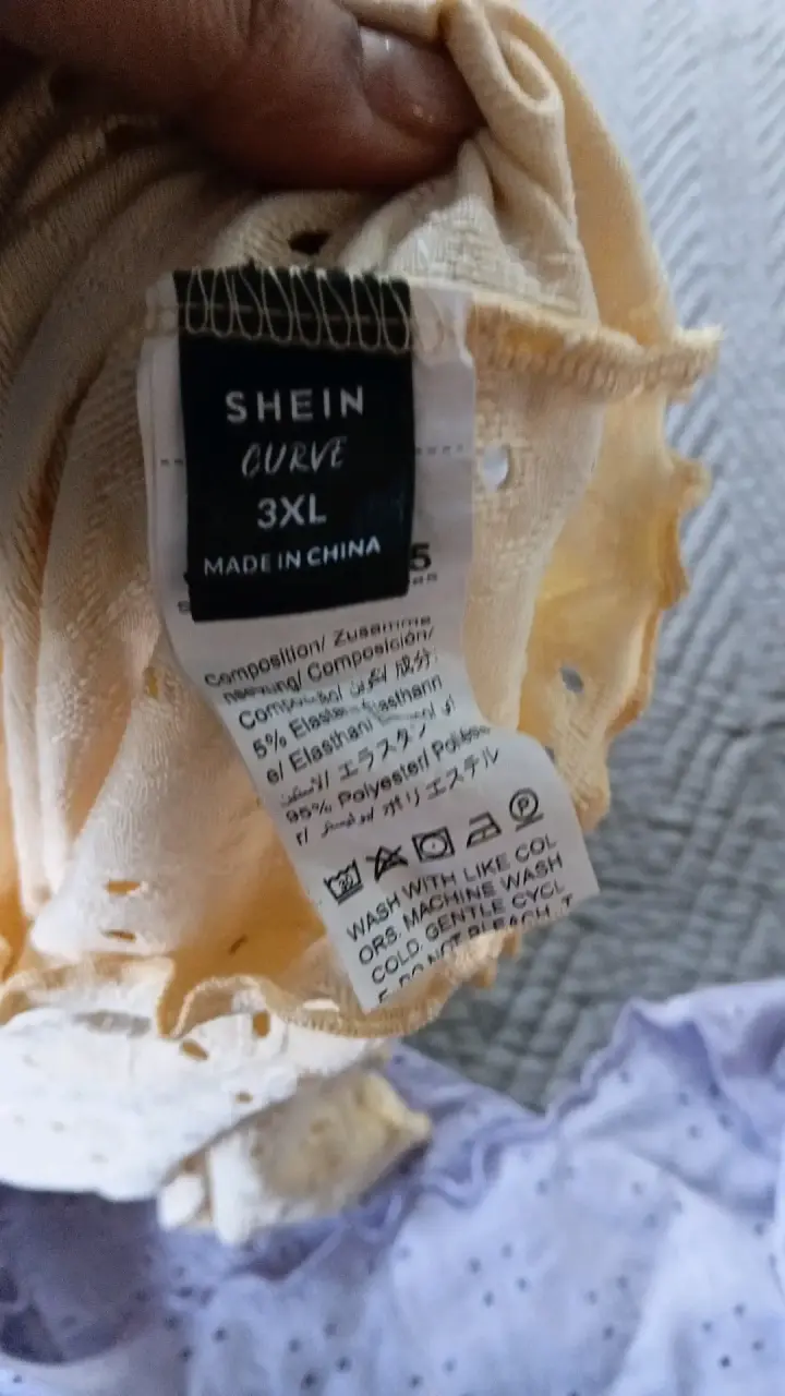 Blusas Shein Curve de Encaje en Dos Colores - 3