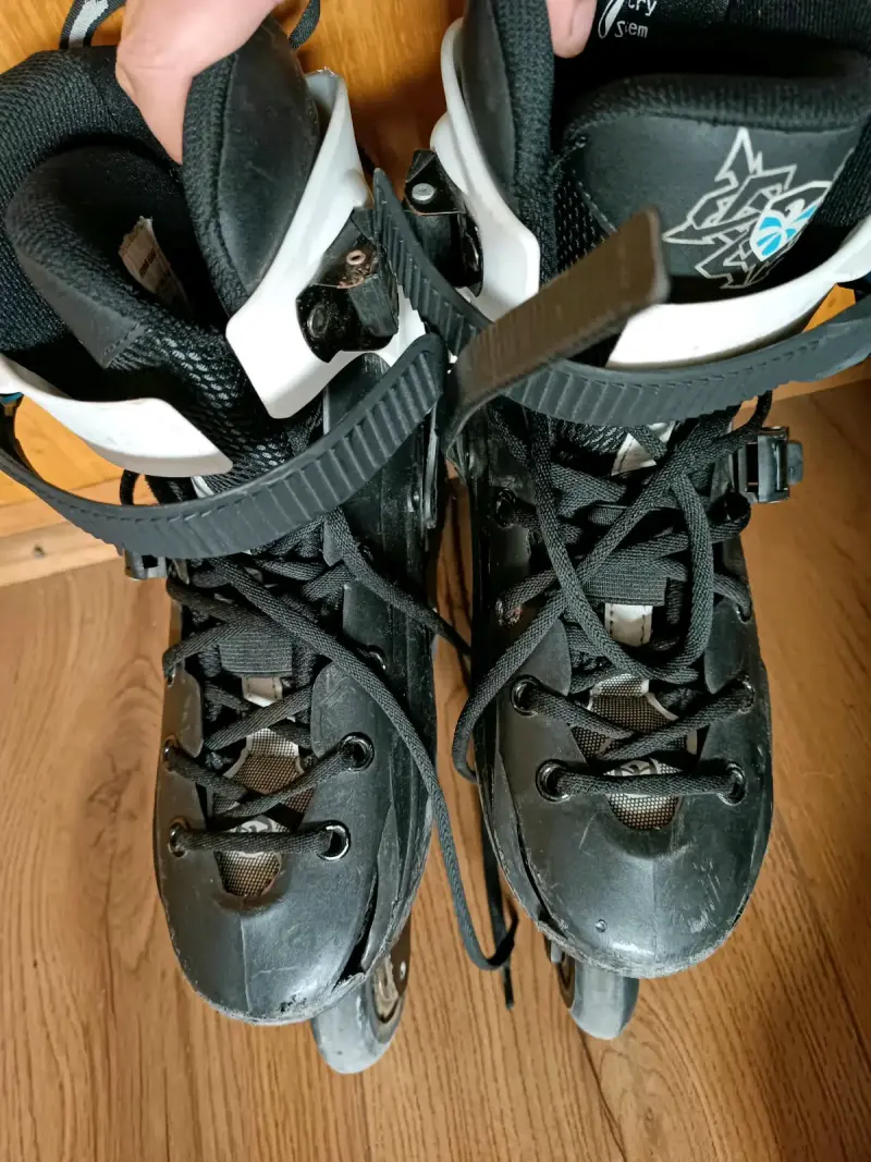 Patines en línea Flying Eagle Sphinx negros y blancos - 4