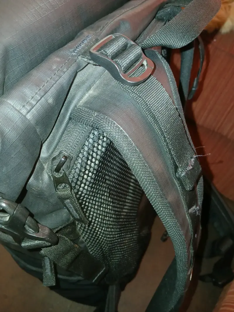 Mochila Oakley - 4