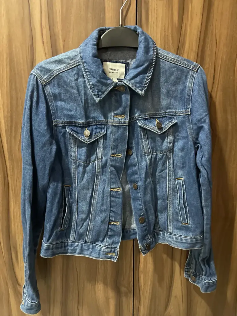 Chaqueta de mezclilla azul Forever 21 para mujer