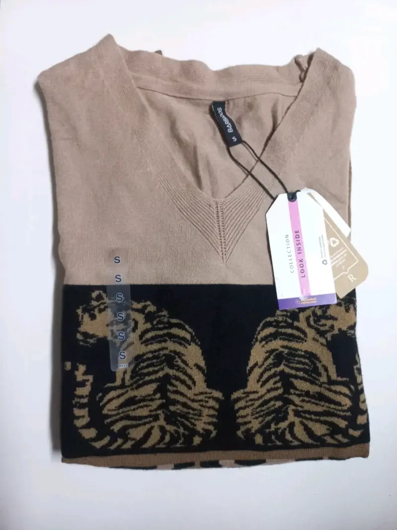 Suéter marrón con diseño de tigres para mujer - 1
