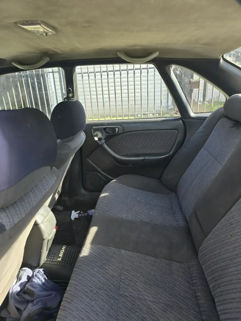 Subaru legacy 1996 2.0 - 6