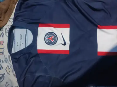 Camiseta de fútbol de boca y desl PSG originales - miniatura 3