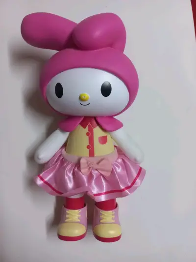 Figura de colección My Melody con vestido rosa - miniatura 1