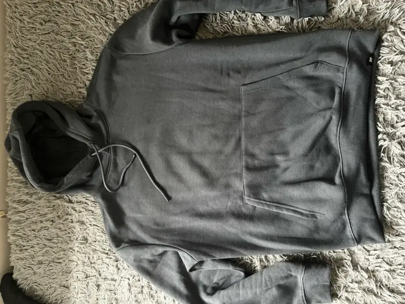 Polerón con capucha gris talla S - 1