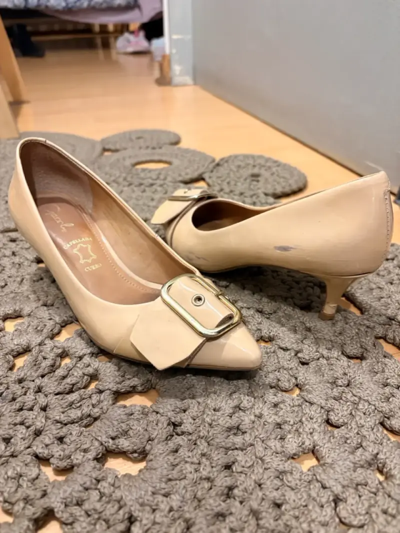 Zapatos Gacel 35 tacón beige con hebilla de cuero - 4