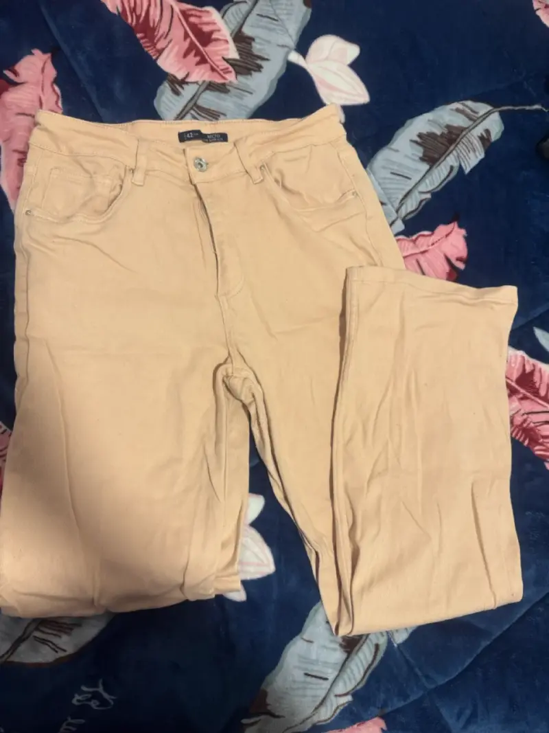 Pantalones beige para mujer talla 42