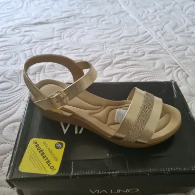 Zapatos mujer nuevos talla 35 y 36 - miniatura 3